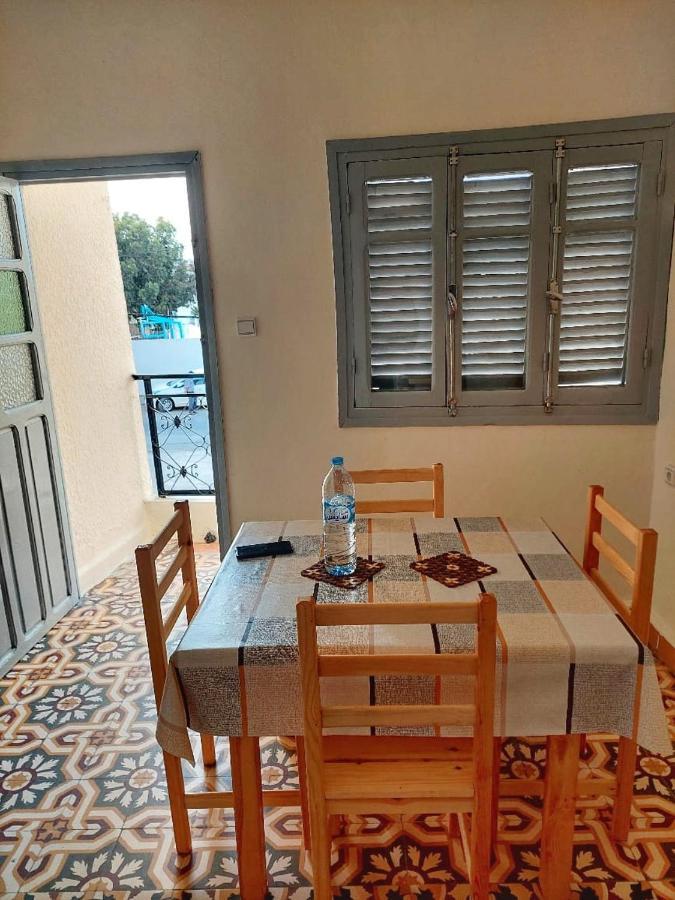 Breeze Apart - 2 Facade & Wifi Al Hoceïma Dış mekan fotoğraf